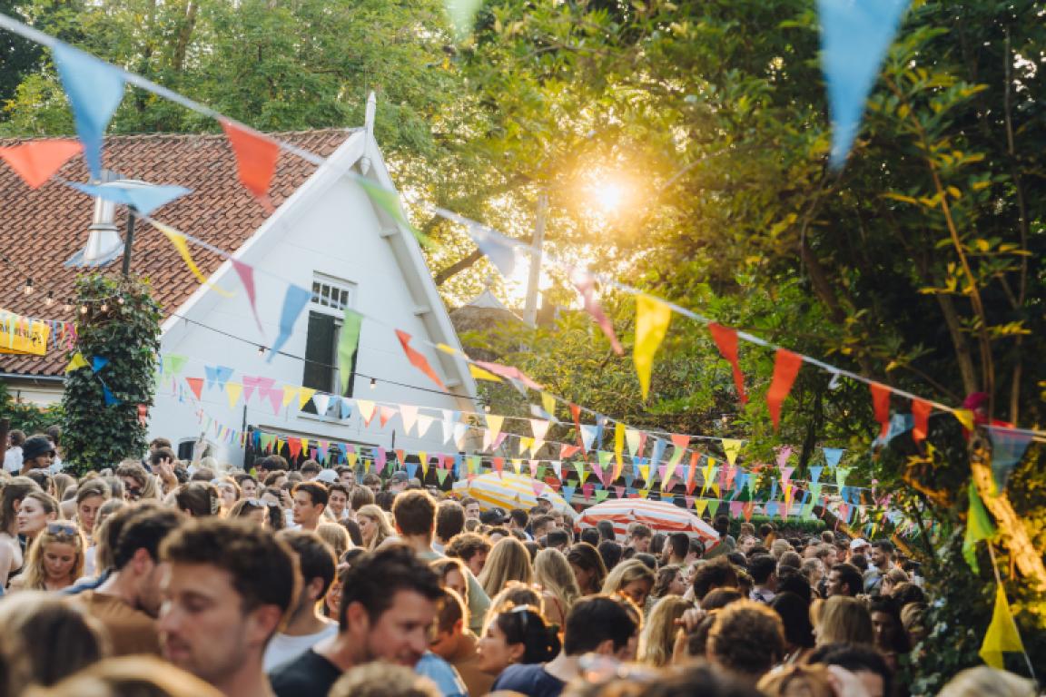  Vergulden Eenhoorn slaat efficientslag.